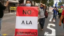 Víctimas de la violencia policial se manifiestan en Perú contra la impunidad