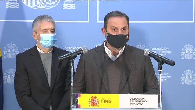 Ábalos advierte del hielo en la carretera y dice que entramos en una fase más complicada