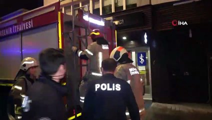 Karısına Öyle Bir Fotoğraf Yolladı Ki Polis Ve İtfaiye Alarma Geçti