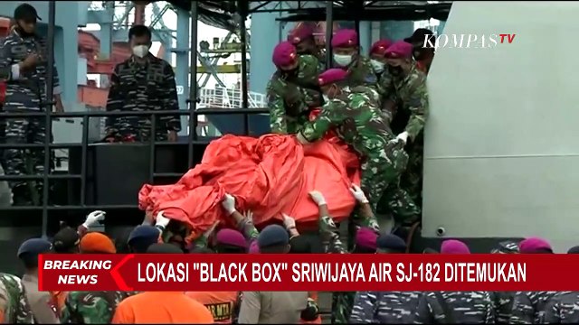 KNKT Kantongi Transkrip Pembicaraan Pilot Sriwijaya Air dengan Petugas Lalu Lintas Sebelum Jatuh