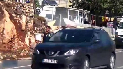 Yanan araca taşıma suyla müdahale