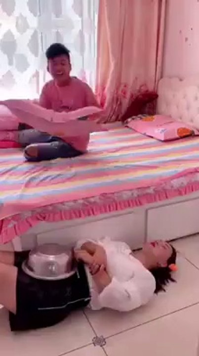 Try not to lough ll very funny video Tiktok funny prank ll funny vines I Funny comedy video