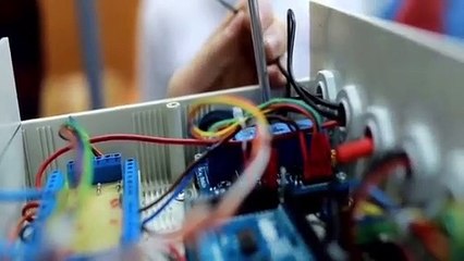 Engineer vs. Scientist: Key Differences Explained 🔍