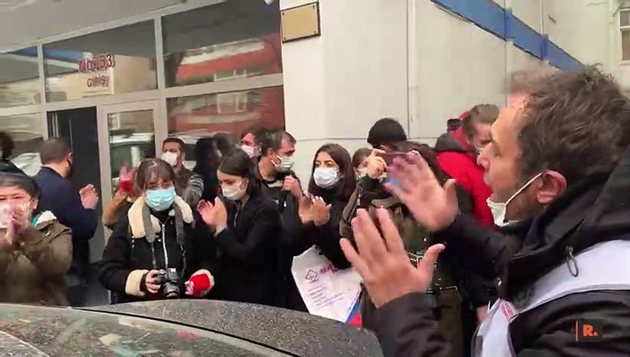 Cargill işçilerine sendika önünde polis engeli