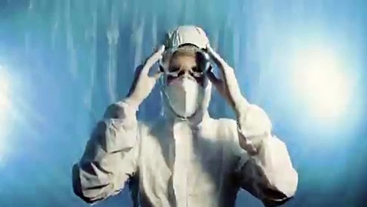 Sağlık çalışanları için Zülfü Livaneli şiir yazdı; Ferhat Göçer besteledi: 'Can verirken can bahşedenlere'