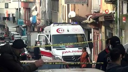 Beyoğlu'nda battaniyeye sarılı kadın cesedi bulundu