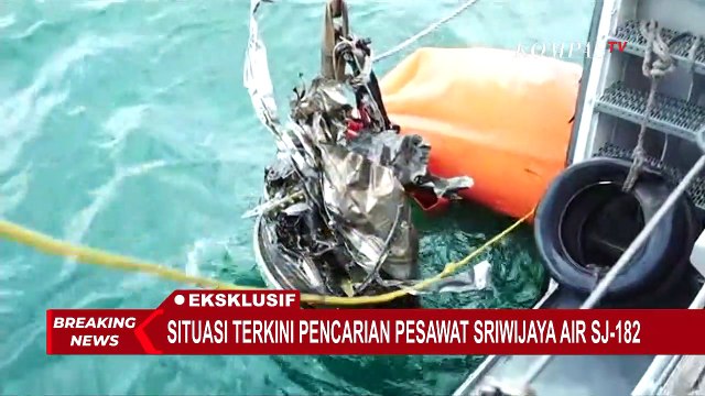 Detik-Detik Turbin Pesawat Sriwijaya Air SJ182 Diangkat