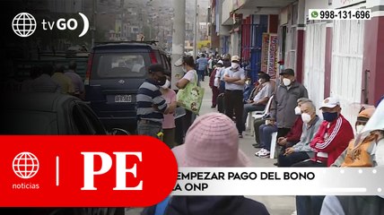 Largas colas para cobrar los 930 soles de la ONP | Primera Edición