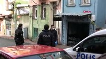 İstanbul'da battaniyeye sarılı kadın cesedi bulundu