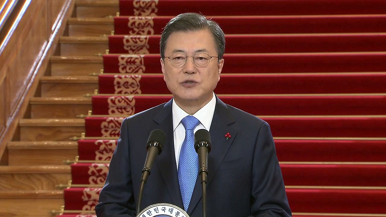 문 대통령 "올 상반기에 경제 회복...주거 문제로 낙심 큰 국민께 송구" / YTN