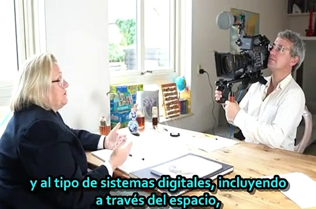 - CATHERINE AUSTIN FITTS : PLANETA EN CONFINAMIENTO (Entrevista completa en Español)