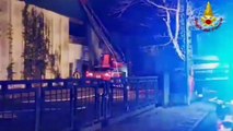 Novi (MO) - Incendio distrugge capannone abbandonato (11.01.21)