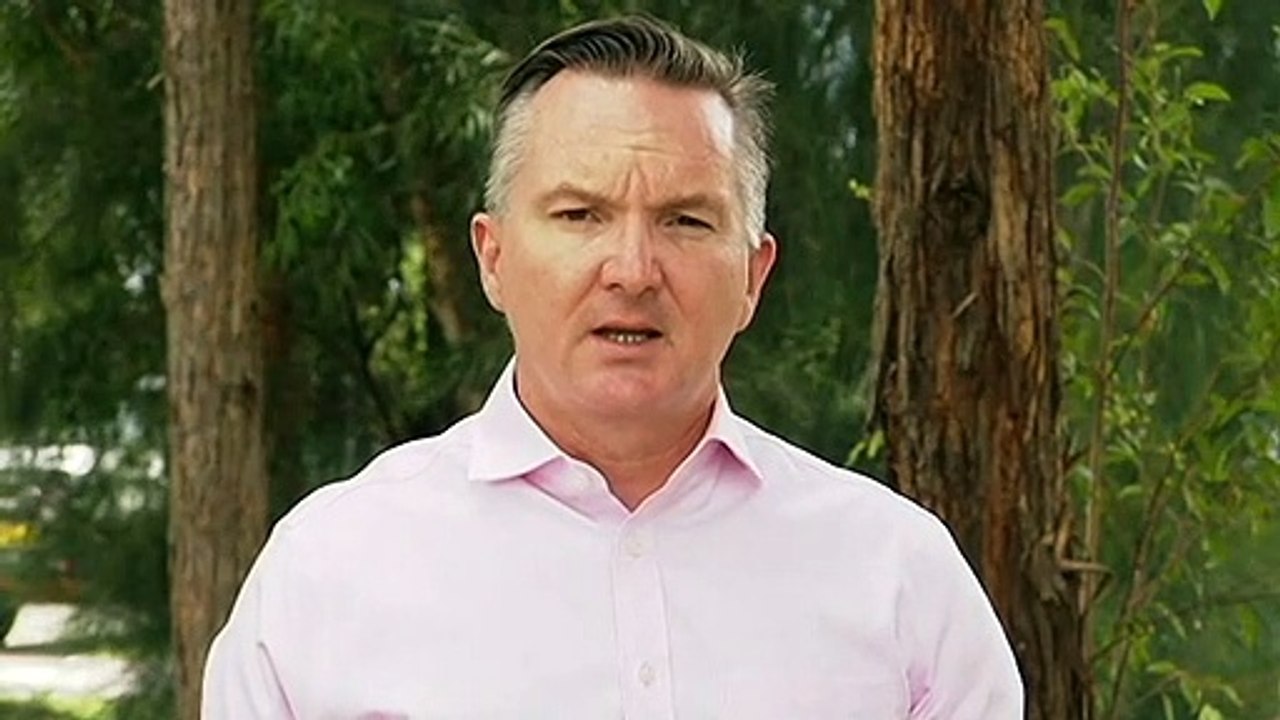 Labor criticises acting PM for defence of MP Craig Kelly