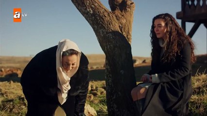 Azize, Reyyan'dan af diliyor!  - Hercai 54. Bölüm