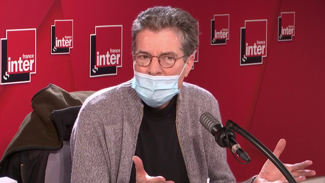 "La littérature donne une certaine distance par rapport à tout ce qui nous arrive : le confinement vient de nous le rappeler !" (Antoine Compagnon)