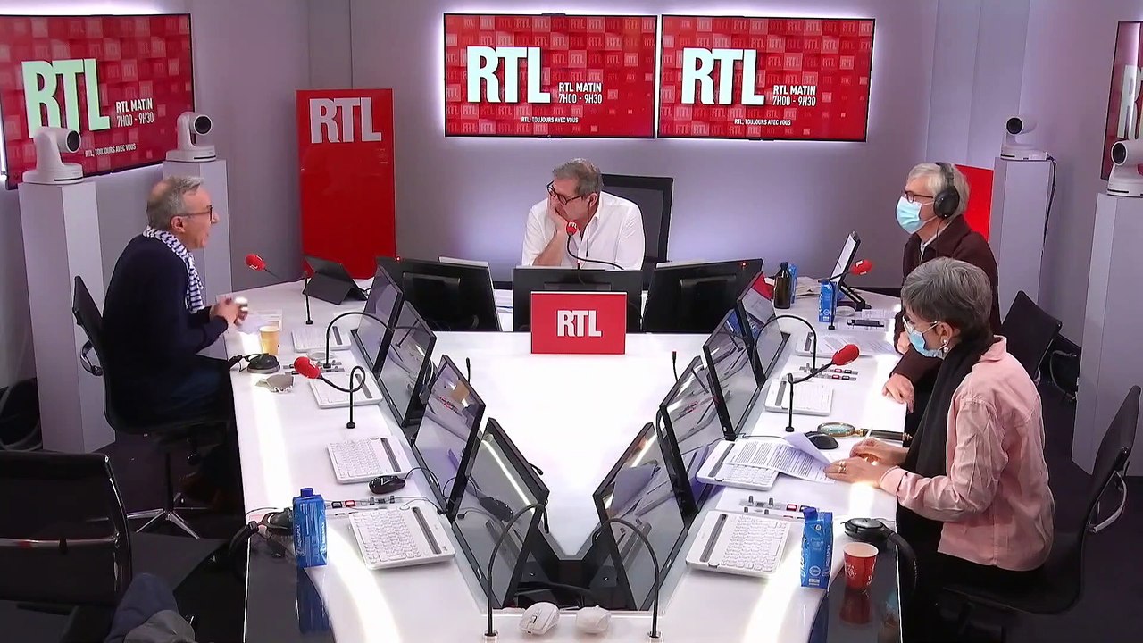 L'écrivain Philippe Besson est l'invité en direct de Bernard Lehut et d'Yves Calvi à l'occasion de la parution de son nouveau roman "Le dernier enfant".