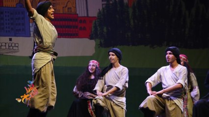 خياط فلسطيني يحافظ على الزي التراثي