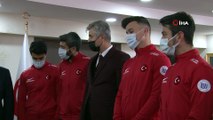 BBP Genel Başkanı Destici, Türkiye Milli Ampute Futbol Takımı ile bir araya geldi