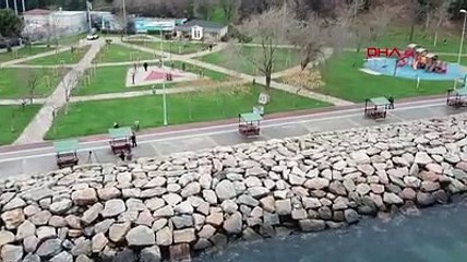 Kadıköy Sahilinde tartışma yaratan çardaklar