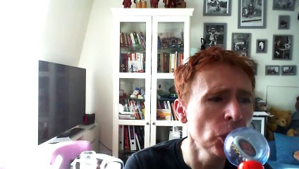 Wiwi égratigne "all i want is you"