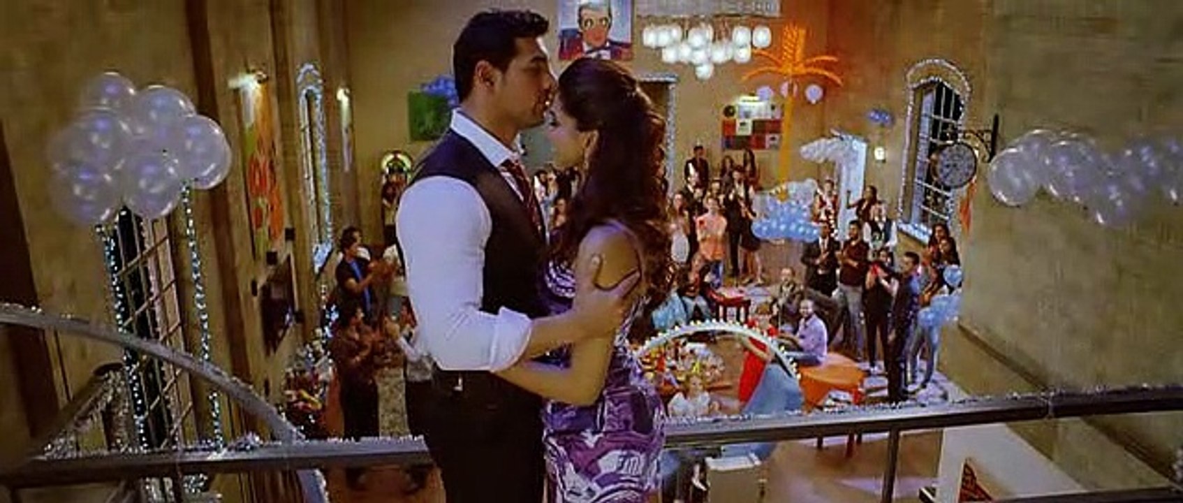 Watch desi boyz full sale movie online for free