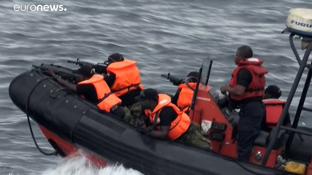 В Гвинейском заливе процветает пиратство