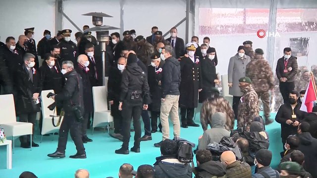 İçişleri Bakanı Süleyman Soylu, kadın Polis Özel Harekat mezuniyet törenine katıldı