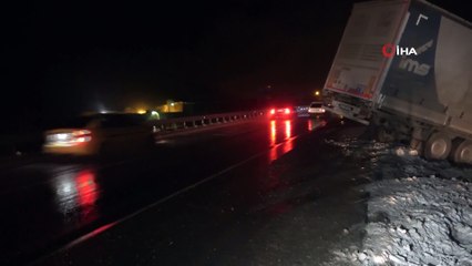 Bitlis’te tipi ve fırtına nedeniyle otobüs şarampole yuvarlandı: 5 yaralı