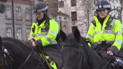La Policía británica aumentará las sanciones por romper el confinamiento