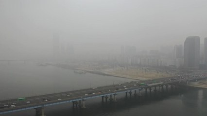 [날씨] 출근길 미끄럼 주의...이례적 황사에 스모그까지 / YTN