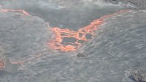 Lava continues to form new crust at summit of Kīlauea volcano