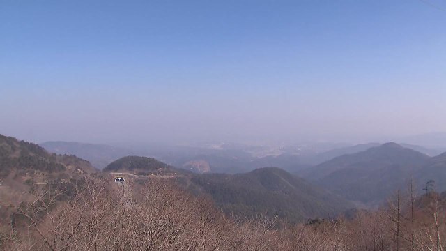 [날씨] 한파 풀리자 황사에 스모그까지...영동 산불 비상 / YTN