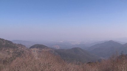 [날씨] 한파 풀리자 황사에 스모그까지...영동 산불 비상 / YTN