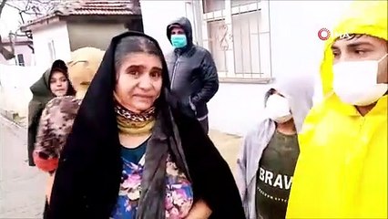 Mahalleli sokağa döküldü, evlerinin yanışına hüngür hüngür ağladılar