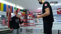 Muhammad Aunty! 74-year-old grandma in Turkey beats Parkinson's in the boxing ring