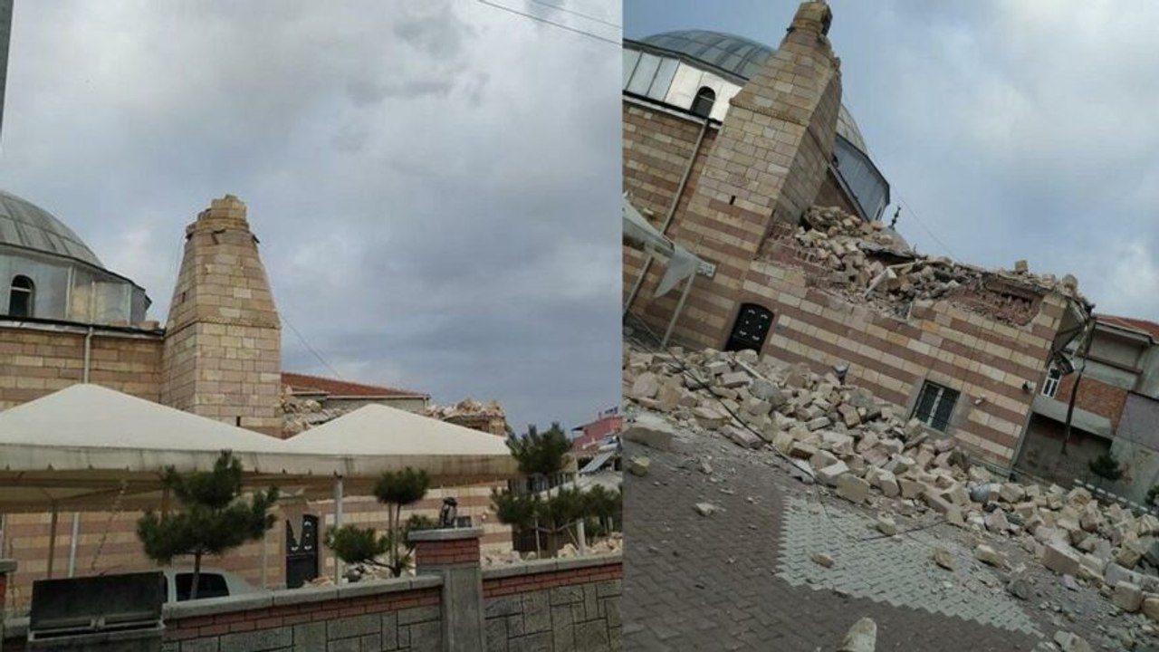 Cami minaresi şiddetli rüzgardan yıkıldı