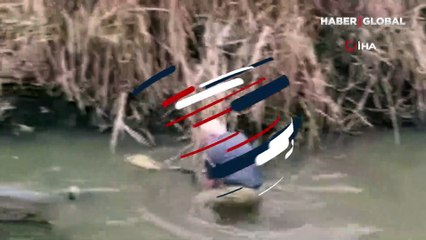 Dev balığı elleriyle yakaladı, kaçmasın diye üzerine oturdu! "Canavar gibiydi"