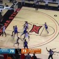 NCAA : un dunk digne d'un concours pour clôturer la partie