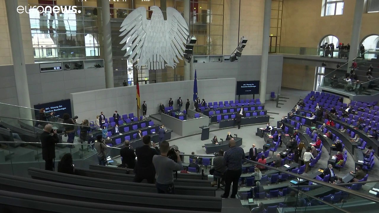 'Es geht nur gemeinsam': Jens Spahn verteidigt europäischen Weg bei der Impfkampagne