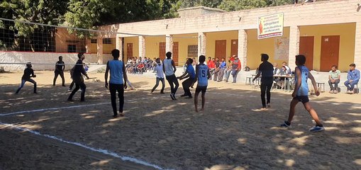 वॉलीबॉल को लेकर उत्साह, एक-एक पाइंट को लेकर संघर्ष