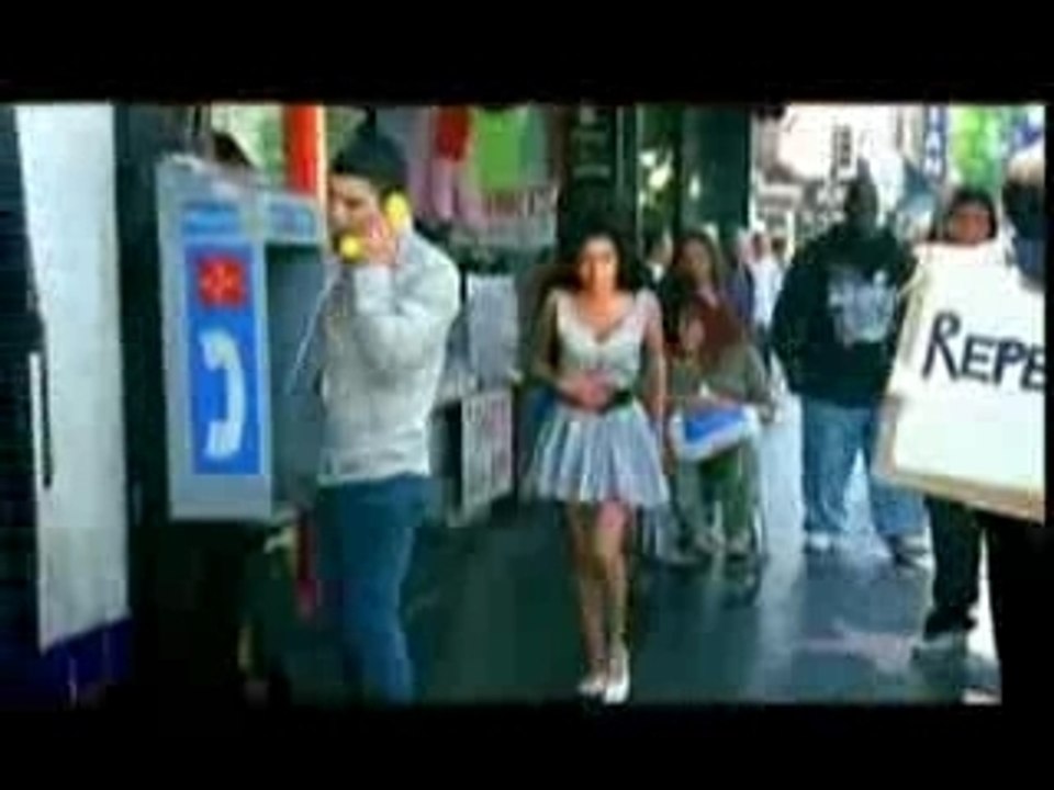 Tears Dry on Their Own - Amy Winehouse (new clip)