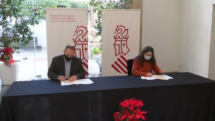 Oltra y Dalmau firman convenio en materia de Igualdad y Vivienda