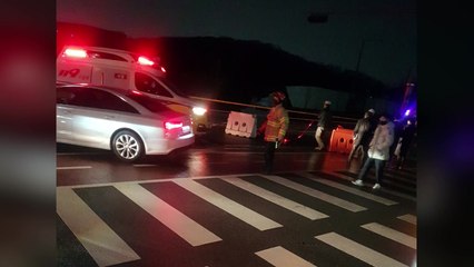 경기 안산 공사장 흙막이 지지대 붕괴...7,100여 세대 한때 정전 / YTN