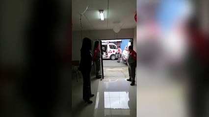 ext-reciben-con-globos-y-aplausos-vucunas-1301121