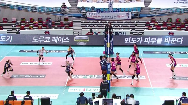 '이재영 41점' 흥국생명, 대역전극...현대캐피탈 탈꼴찌 / YTN