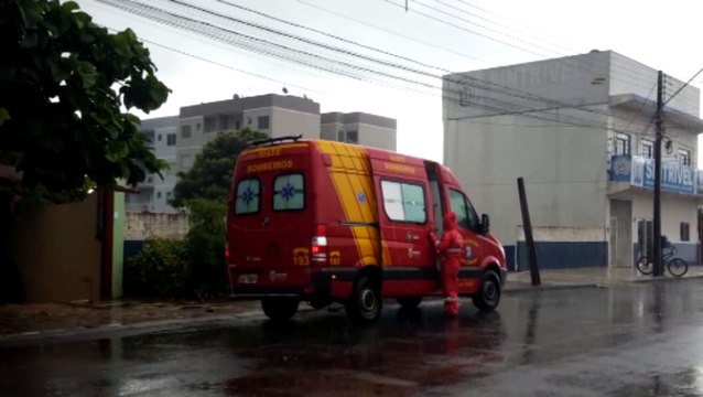 Idoso fica ferido ao sofrer queda na Rua Fagundes Varela, no Coqueiral