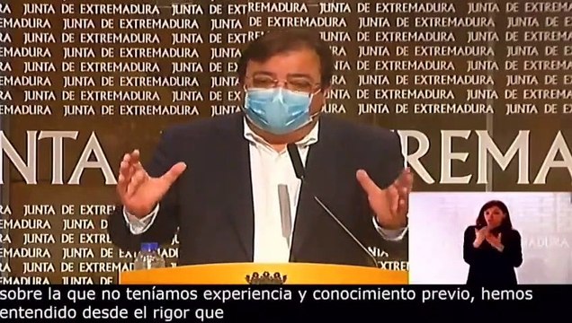 Vara el negacionsista: afirma que han retrasado las vacunas por si los primeros tenían reacciones adversas