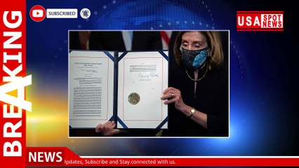 Скачать видео: Pelosi signs second impeachment documents over Capitol siege