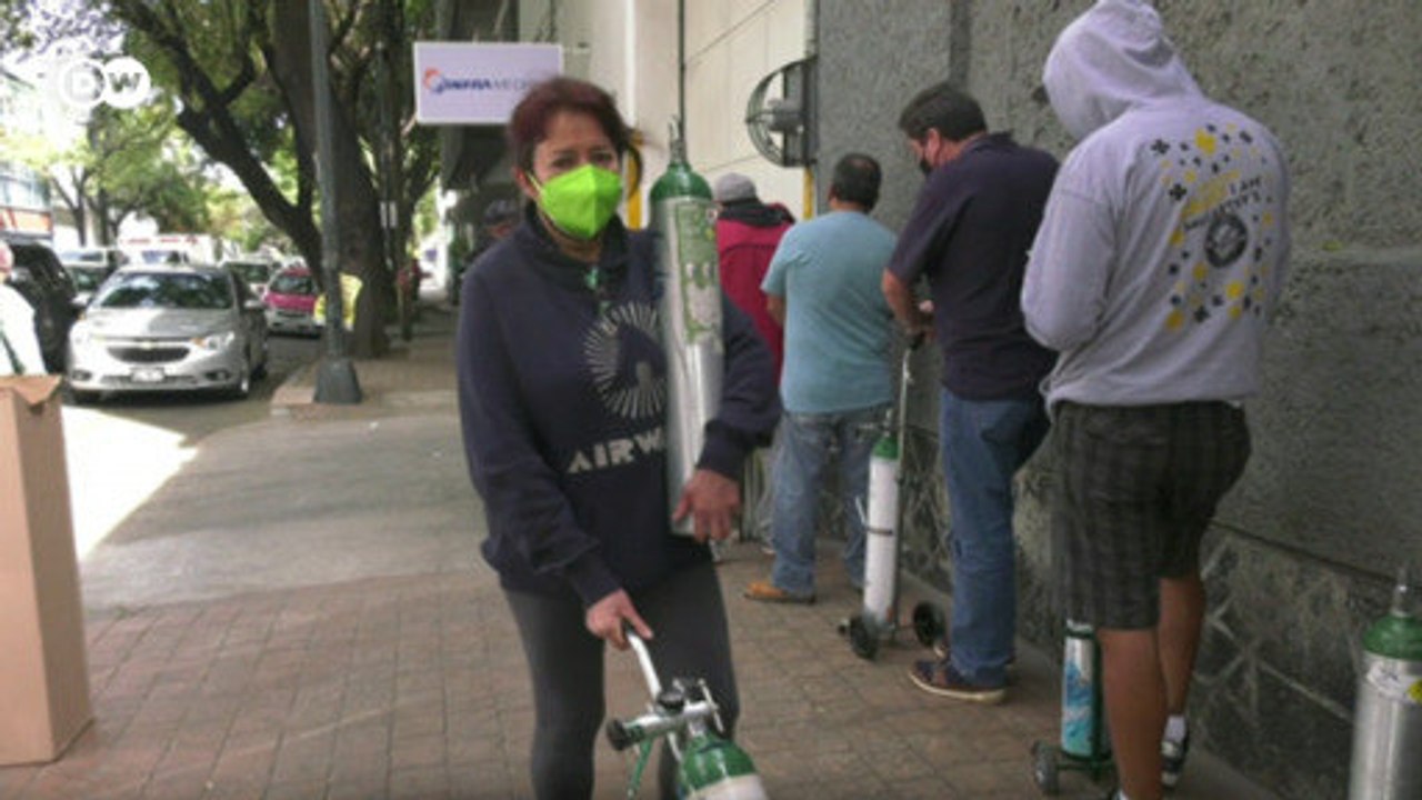 Colas de 12 horas para conseguir oxígeno