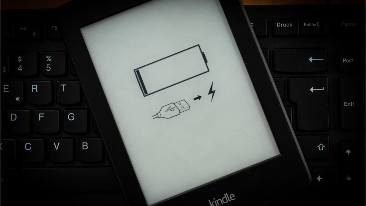 Save Your Kindle's Battery With These Simple Steps